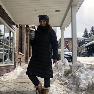 Meet your Posher, Devin